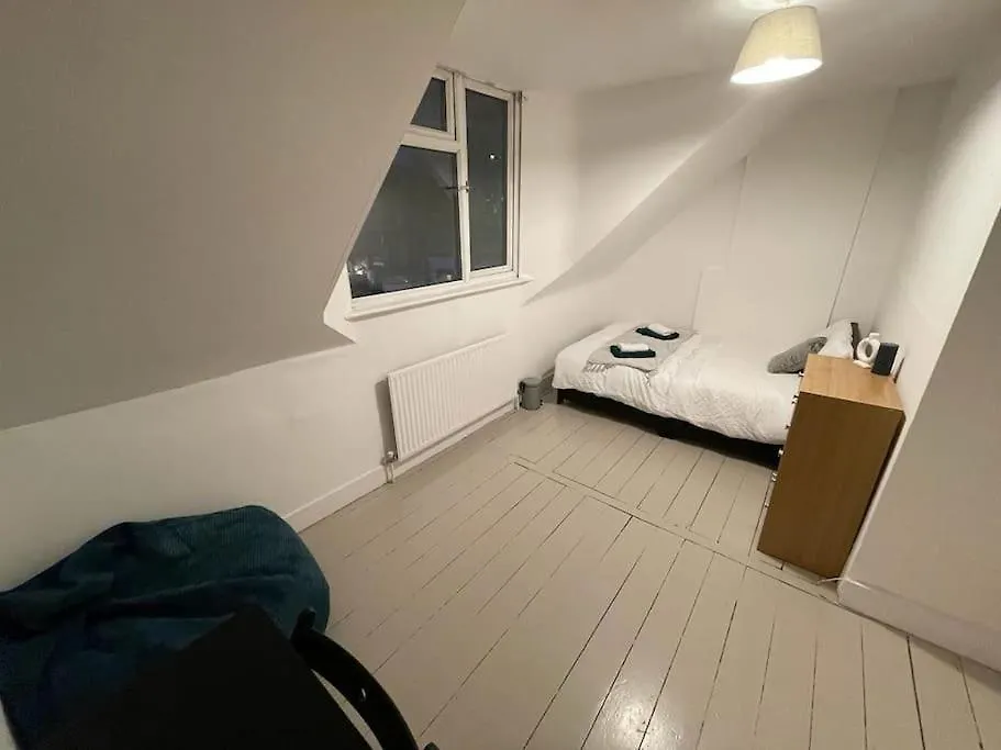 Stunning 2 Bedroom On Tower Bridge London 0*,